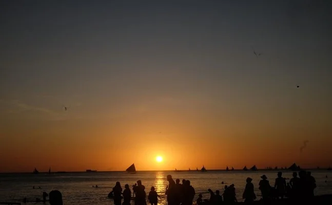 5 Things to Do in Boracay for the Adventurous Traveler