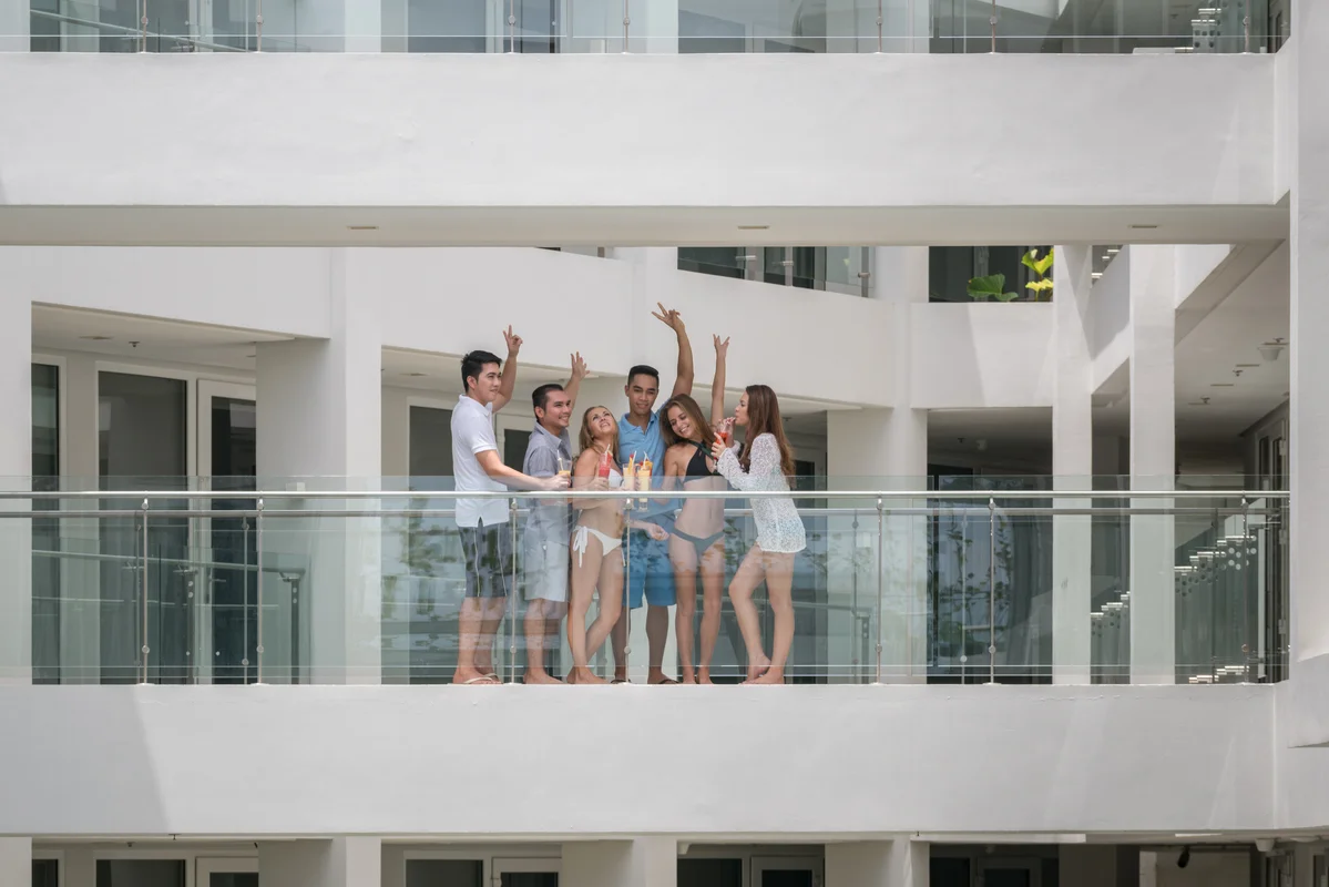 Travel Smart: Your Off-Season Barkada Guide to Boracay!